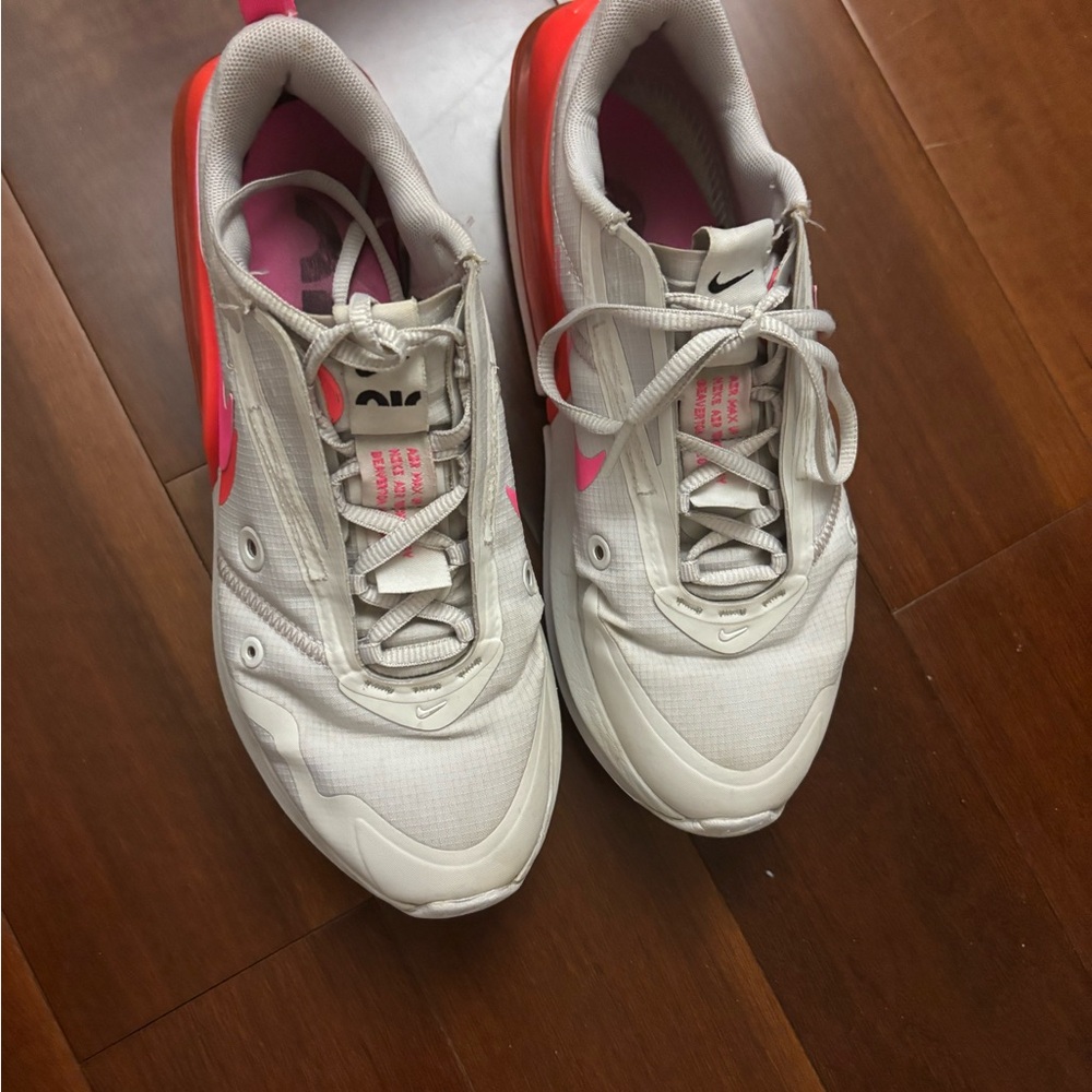 Nike Women's White and Pink Sneakers